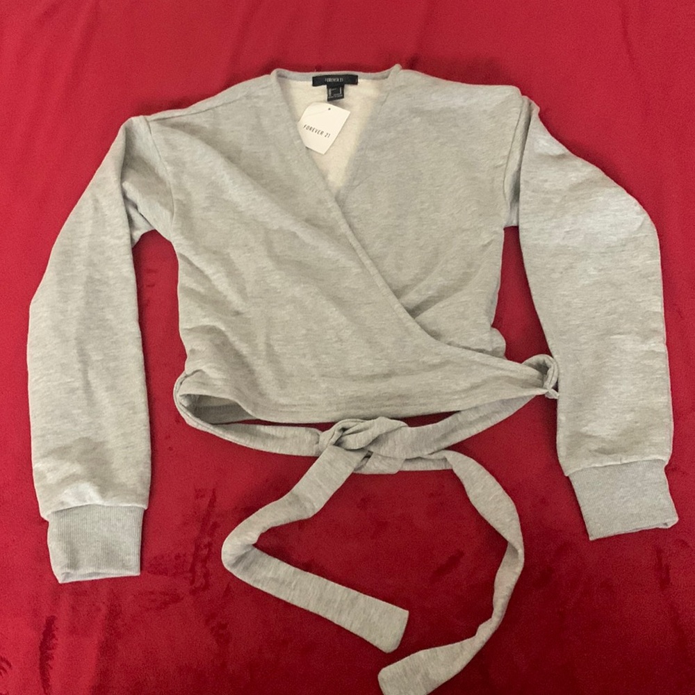 Forever 21 Athletic Pullover Wrap Size Small